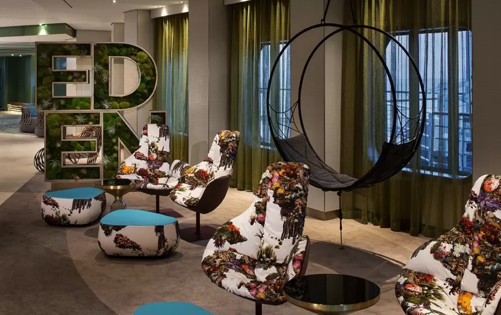 Celebrity Cruises Eden 8.jpg